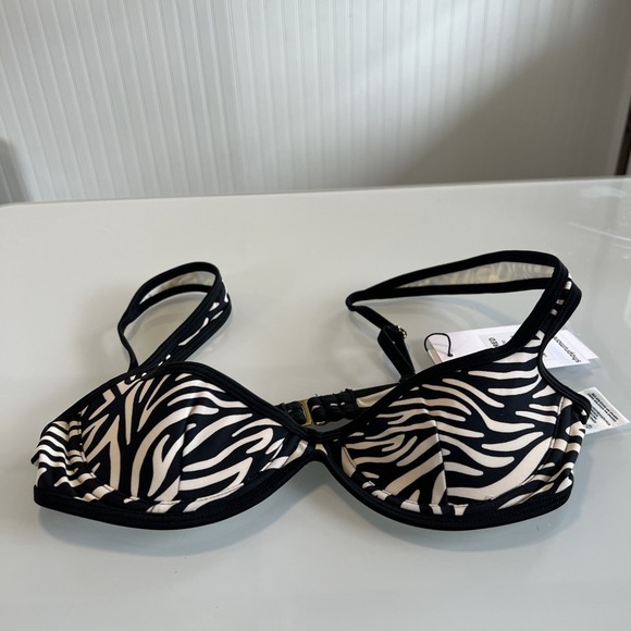 Rumored Havana swim top safari zebra print women's XS - Picture 1 of 8